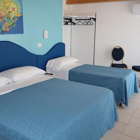 Hotel Albatros 로세토데글리아브루찌 외부 사진